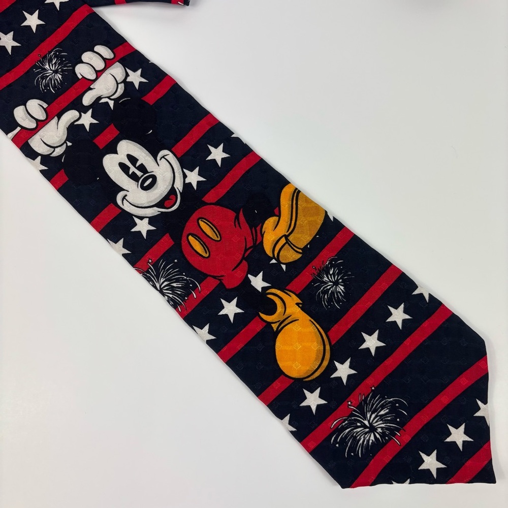 Vintage The Disney Catalog Patriotic Mickey Mouse 100% Silk Necktie